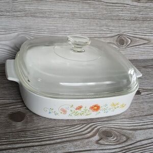 Corning ware vintage wildflower print casserole with lid